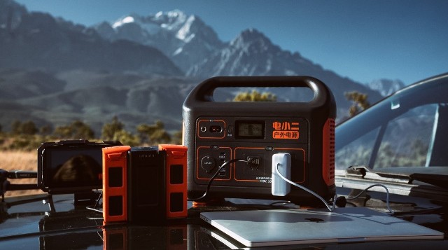 便携式储能电源展区